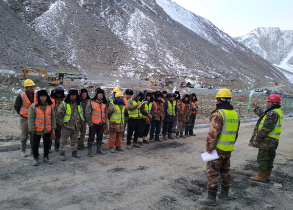 陜煤建設礦建三公司：開好班前會，彈好安全管理“前奏曲”