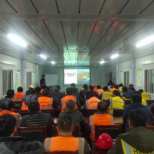 陜煤建設(shè)銅煤公司第十六項(xiàng)目部組織開展消防安全應(yīng)急桌面演練活動(dòng)