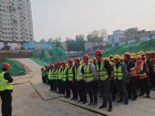 陜煤建設(shè)韓城分公司土建二項(xiàng)目部：“三查”行動(dòng)讓勞務(wù)工安心、暖心、舒心每一天