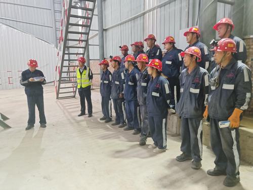 陜煤建設(shè)洗選煤運(yùn)營(yíng)公司銅川制沙運(yùn)營(yíng)項(xiàng)目部以學(xué)促用強(qiáng)本領(lǐng)、促生產(chǎn)、保安全