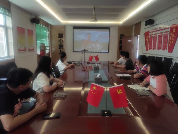 陜煤建設(shè)天工公司組織全體員工觀看巡回宣講