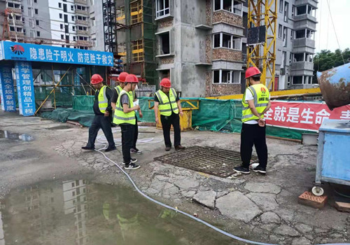 陜煤建設(shè)咸陽分公司第五項目部扎實開展“雨季三防”應(yīng)急工作