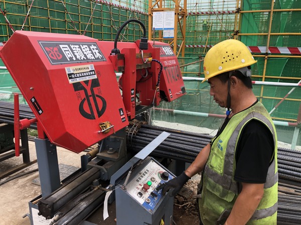 陜煤建設(shè)韓城分公司土建十一項目部引進新設(shè)備提升項目建設(shè)質(zhì)量