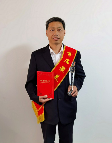 杜開(kāi)飛：堅(jiān)守平凡崗位的最美“螺絲釘”