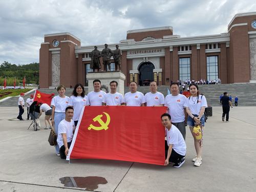 陜煤建設市場開發(fā)分公司開展“走進照金、探尋初心”主題黨日活動