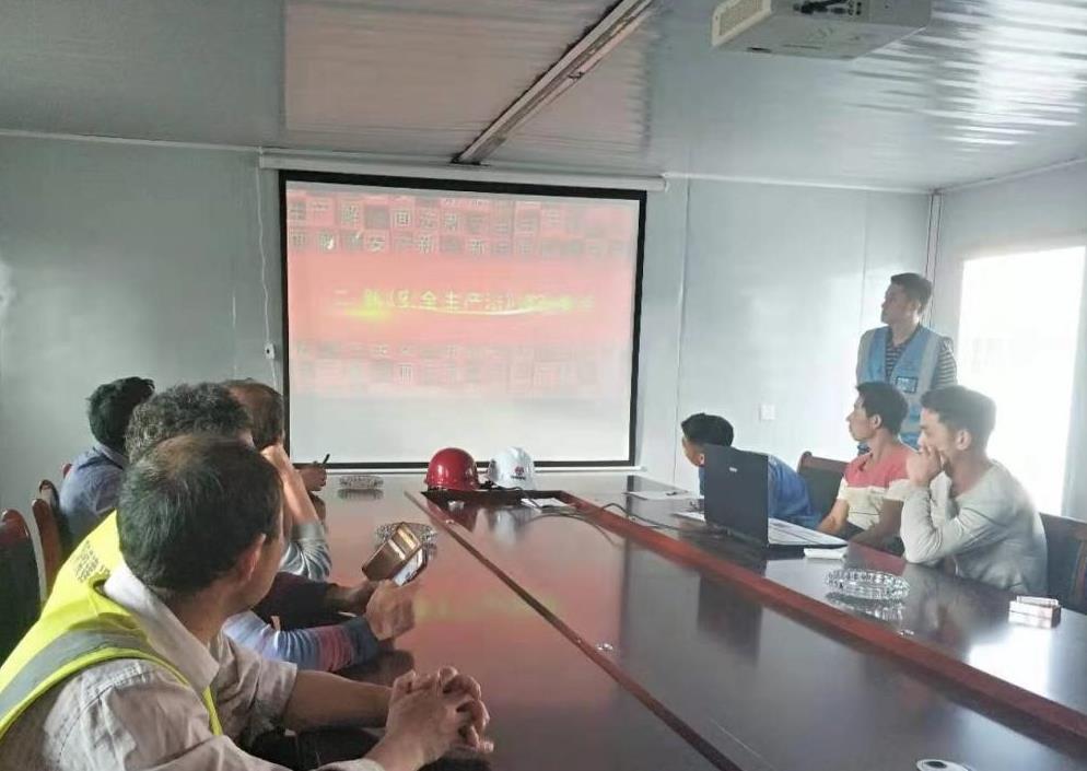 陜煤建設(shè)綠宇公司第十二項(xiàng)目部：提高安全防范意識(shí)，切實(shí)加強(qiáng)安全管理