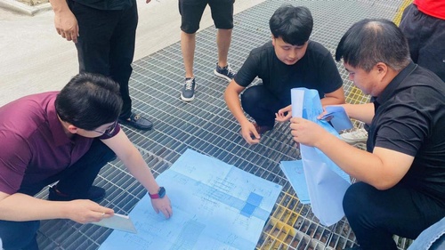 陜煤建設(shè)路橋分公司彬長(zhǎng)項(xiàng)目胡家河礦井及選煤廠室外排洪渠停車位工程順利通過竣工驗(yàn)收