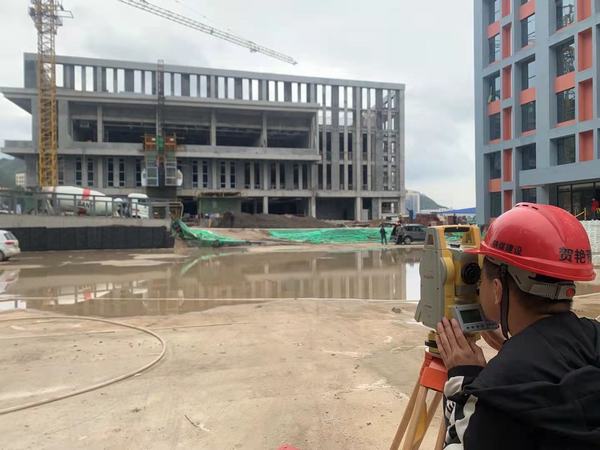 “國慶節(jié)”，他們在施工一線這樣過