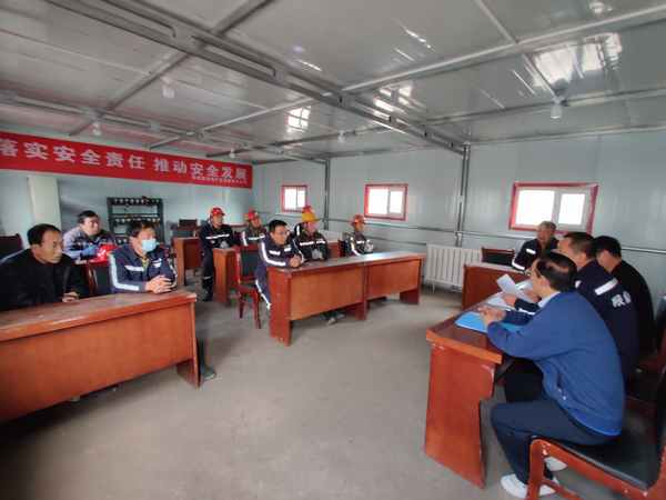 陜煤建設(shè)煤礦運(yùn)營服務(wù)分公司：深刻汲取事故教訓(xùn) 切實(shí)抓好安全工作