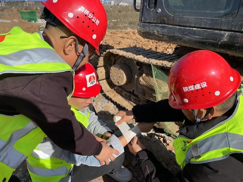 陜煤建設(shè)路橋分公司：應(yīng)急演練“打頭陣”，安全防線不松懈