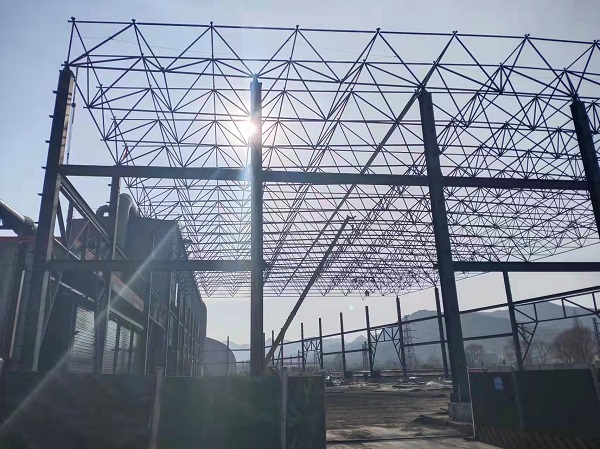 陜煤建設(shè)綠宇公司：堅守崗位全速推進(jìn)項目建設(shè)