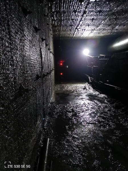 陜煤建設(shè)煤礦運營服務(wù)公司：牛！快掘隊又破紀(jì)錄了