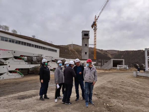 陜煤集團(tuán)專家組蒞臨陜煤建設(shè)天工公司安裝三部開展安全生產(chǎn)專項(xiàng)整治三年行動評價(jià)工作