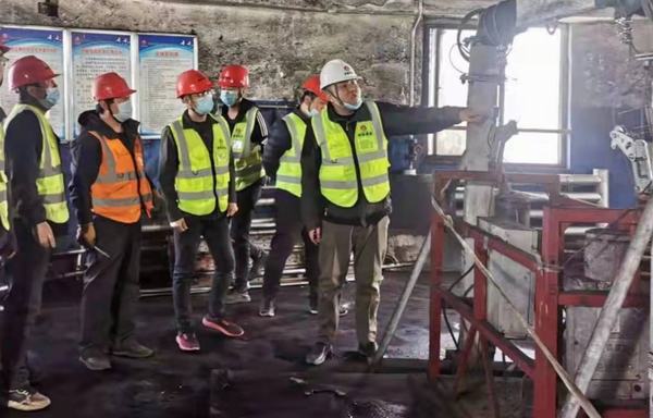 陜煤建設(shè)銅煤公司第二十一項(xiàng)目部扎實(shí)開(kāi)展安全管理突出問(wèn)題專(zhuān)項(xiàng)整治活動(dòng)