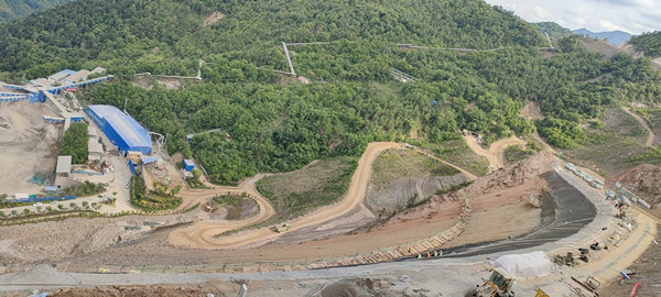 陜煤建設漢中分公司大西溝礦業(yè)吊莊溝邊坡治理工程有序推進