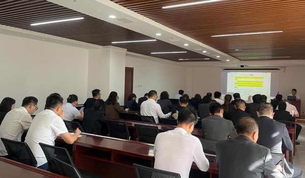 陜煤建設(shè)洗選煤運(yùn)營(yíng)公司積極開展《信訪條例》宣傳活動(dòng)