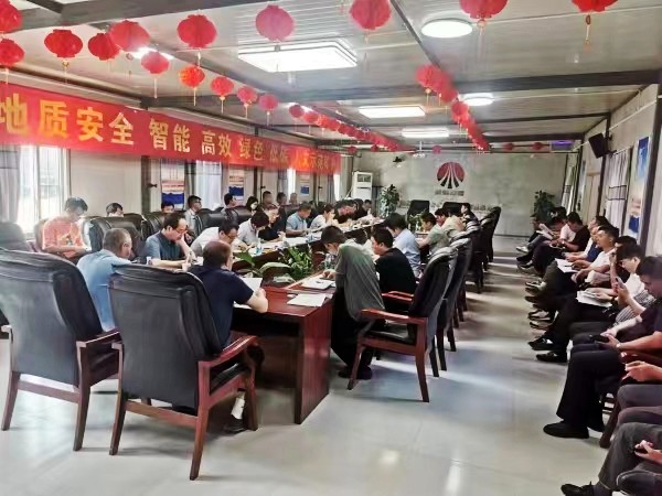 陜煤建設(shè)澄合分公司承建的西卓煤礦北翼總回風(fēng)、北翼回風(fēng)、措施巷管路安裝工程順利通過竣工驗(yàn)收