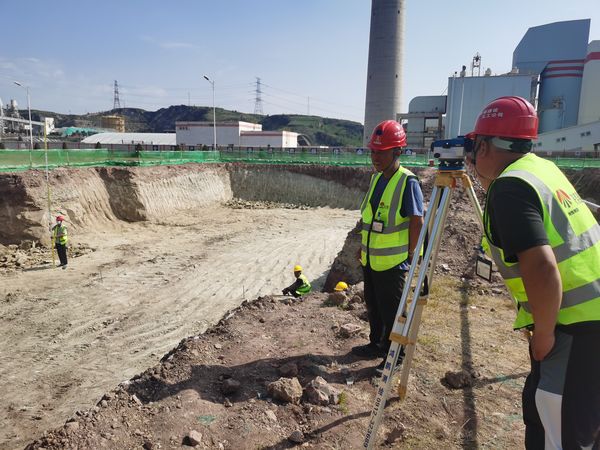 陜煤建設(shè)天工公司施工前沿以高溫“烤”驗(yàn)，“暑”寫勞動(dòng)畫卷