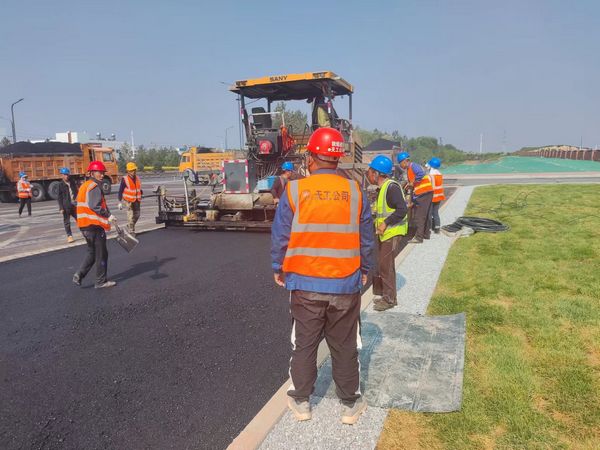 陜煤建設(shè)天工公司土建五部挑燈夜戰(zhàn)，開啟趕“工期”加速度