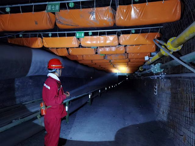 陜煤建設(shè)礦建二公司車村項(xiàng)目部嚴(yán)把“五大關(guān)”確保順利貫通