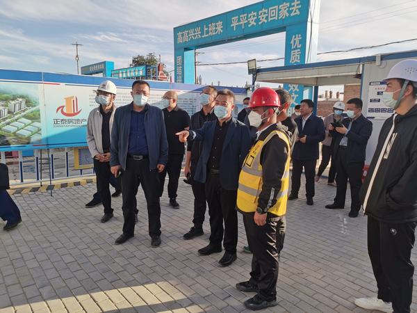 鄂托克旗旗委副書記、政府旗長王國泉一行蒞臨陜煤建設(shè)內(nèi)蒙古分公司第二項目部檢查指導(dǎo)工作