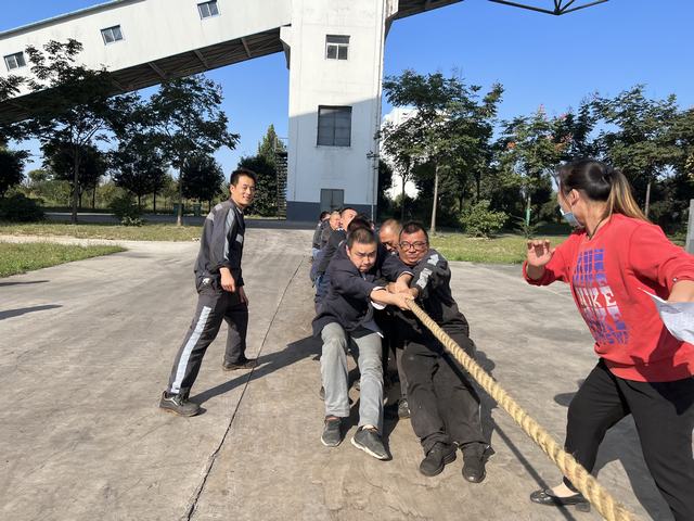 心的凝聚，力的較量