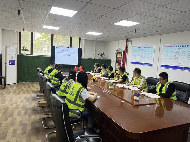 陜煤建設(shè)銅煤公司：第十五項(xiàng)目部國(guó)慶假期忙“備考” 學(xué)習(xí)充電“不斷線”