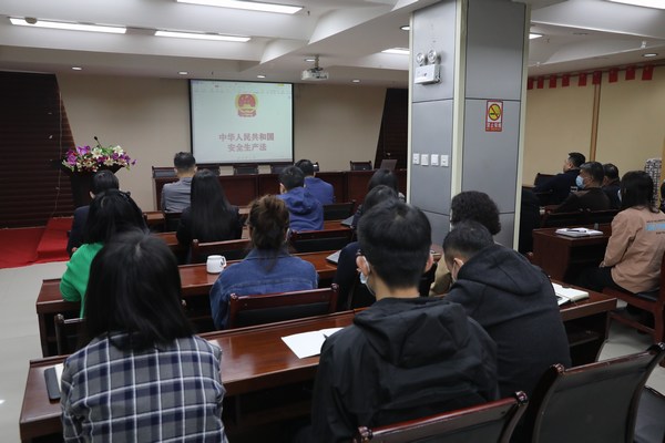 陜煤建設(shè)路橋分公司：青工“啄木鳥”，安全我來守