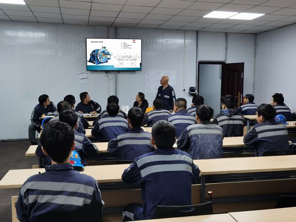 陜煤建設(shè)洗選煤運(yùn)營公司紅柳林洗煤廠項(xiàng)目部： 對準(zhǔn)焦距 共繪安全“同心圓”