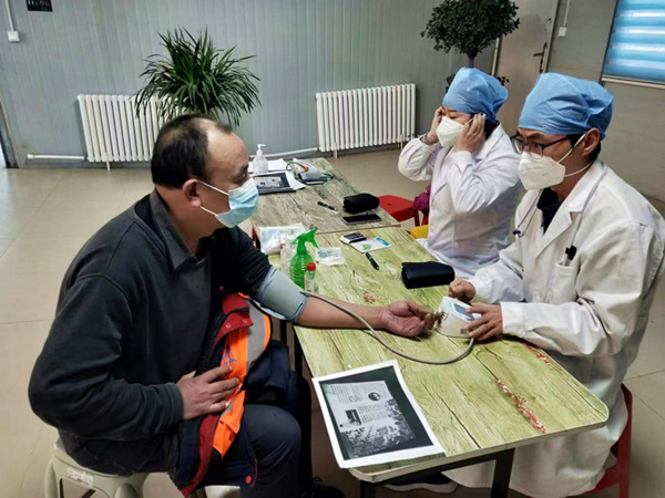 陜煤建設(shè)礦建三公司：健康診療進(jìn)項目 把脈問診暖人心