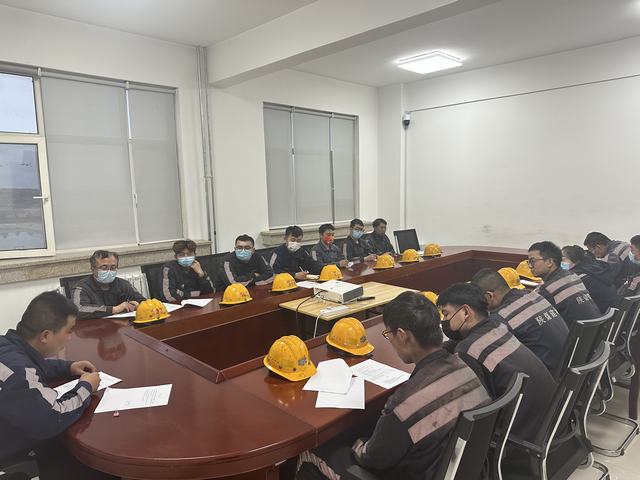 陜煤建設(shè)洗選煤運(yùn)營公司神渭首端運(yùn)營項(xiàng)目部： 多措并舉激發(fā)班組“能動性”