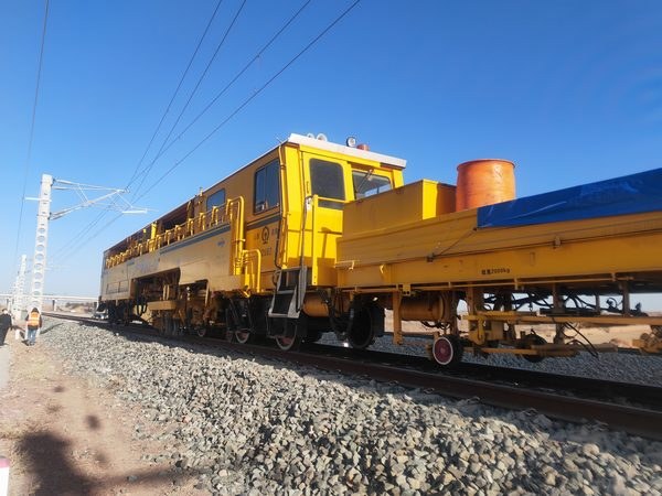 奮戰(zhàn)不停歇，陜煤建設(shè)路橋分公司靖神鐵路項(xiàng)目部完成多個(gè)節(jié)點(diǎn)目標(biāo)任務(wù)