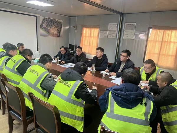 陜煤建設(shè)銅煤公司基層項目部：復(fù)工復(fù)產(chǎn)聚合力 奮勇當先抓落實