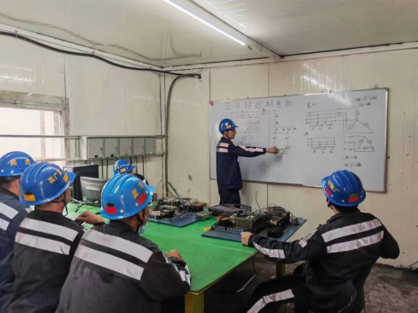 陜煤建設(shè)洗選煤運營公司紅柳林洗煤廠項目部：嚴(yán)抓細(xì)管守紅線 筑牢安全“銅墻鐵壁”