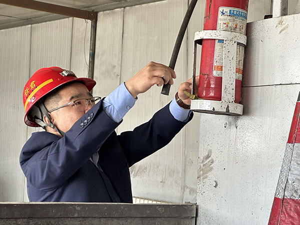陜煤建設(shè)機(jī)電安裝公司：排查機(jī)電設(shè)備隱患保安全