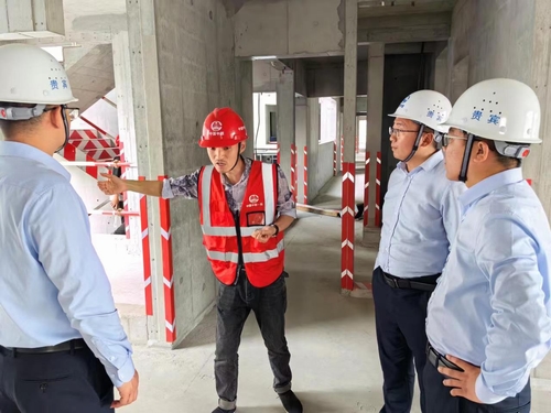 陜煤建設(shè)榆林公司到中鐵一局西港錦天城項目開展對標(biāo)交流學(xué)習(xí)