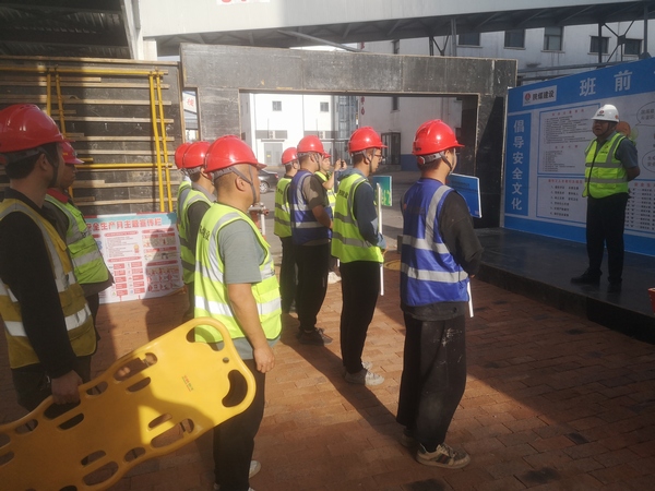 陜煤建設(shè)銅煤公司觸電演練進(jìn)行時(shí)！