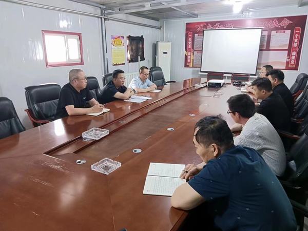 陜煤建設(shè)煤礦運(yùn)營(yíng)服務(wù)分公司：織密責(zé)任網(wǎng)  繃緊安全弦