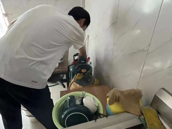 陜煤建設內蒙古分公司：陜煤建設內蒙古分公司開展“兩堂一舍”專項檢查保后勤安全