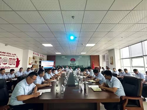 陜煤建設(shè)榆林公司召開(kāi)上半年經(jīng)濟(jì)運(yùn)行分析會(huì)暨全員半年測(cè)評(píng)考核大會(huì)