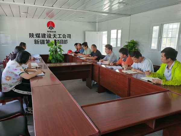 陜煤建設(shè)天工公司新疆第一項(xiàng)目部：一樹百獲育人才 東風(fēng)化雨提素質(zhì)