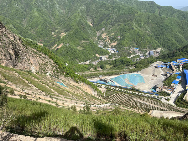 搶工期、保質(zhì)量，只爭朝夕施工忙