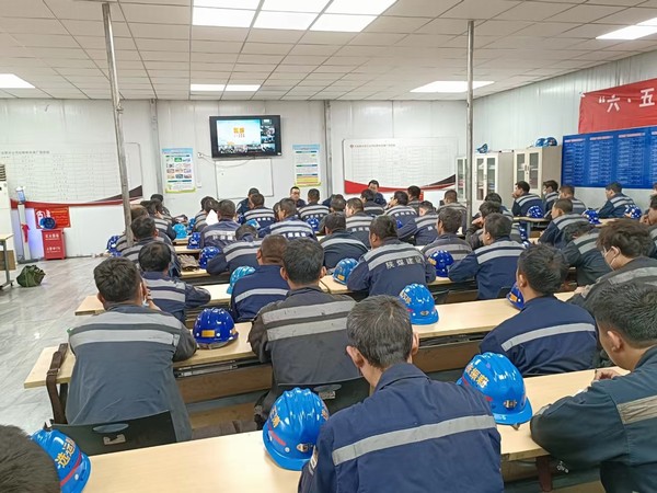 陜煤建設(shè)洗選煤運(yùn)營公司紅柳林洗煤廠項(xiàng)目部： “三個(gè)防線”助力百安攻堅(jiān)走深走實(shí)