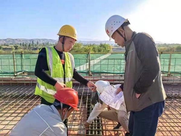 陜煤建設(shè)新疆第一項(xiàng)目部：凝心聚力趕工期，追趕超越“拼”成效