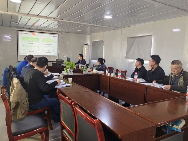 陜煤建設天工公司新疆第一項目部儲煤棚鋼結構網(wǎng)架超危大工程一次性通過專家論證