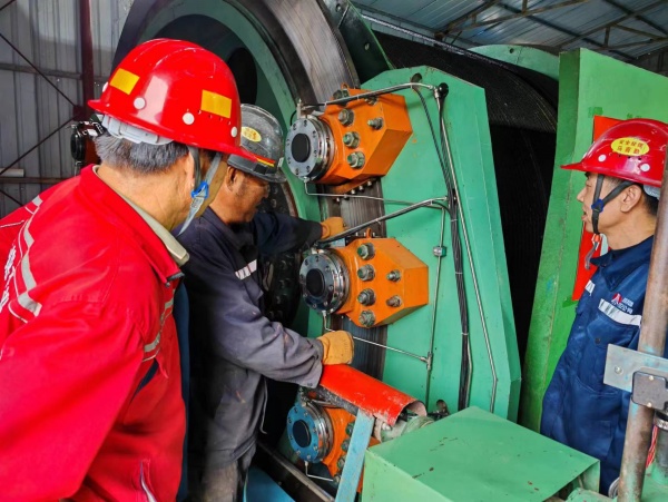 陜煤建設(shè)礦建三公司：提升管理效能，打造提升運輸“安全線”