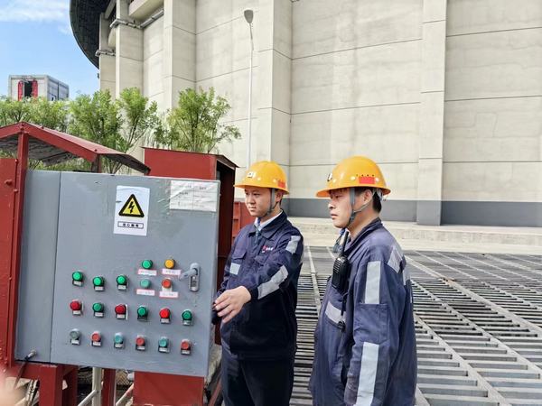 陜煤建設(shè)洗選煤運(yùn)營公司神渭蒲城運(yùn)營項目部：消防常檢查 繃緊“防火弦”