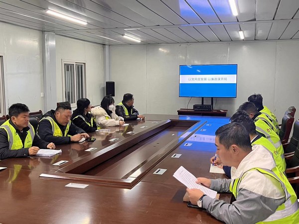 陜煤建設(shè)銅煤公司基層項(xiàng)目部：以黨風(fēng)促發(fā)展，以廉政謀開局