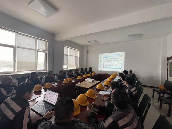 陜煤建設洗選煤運營公司神渭首端運營項目部： 多措并舉 人才培養(yǎng)不停歇