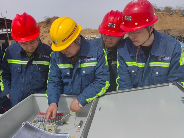 陜煤建設(shè)機(jī)電安裝公司：穩(wěn)崗補(bǔ)貼助企穩(wěn)航，技能補(bǔ)貼激勵(lì)前行